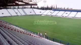 Το γήπεδο της Ριζούπολης - μετά την ανακαίνιση για τους Ολυμπιακούς (από poniroskylo, 18/03/09)