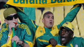 Bafana Bafana λέγεται η εθνική ομάδα της Νότιας Αφρικής. Bafana στα Ζουλού σημαίνει αγόρια. (από poniroskylo, 17/04/11)